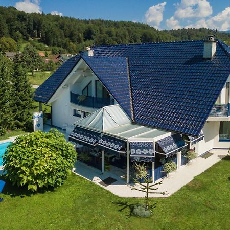 Modrin Apartments Камник Экстерьер фото