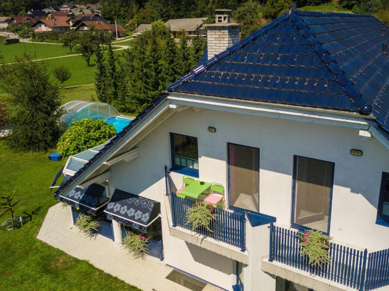 Modrin Apartments Камник Экстерьер фото
